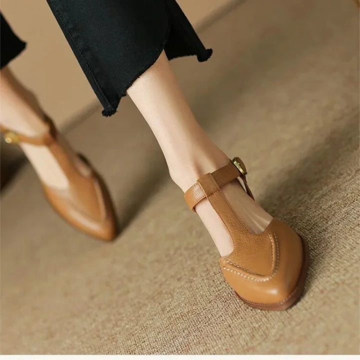 Natalia | Buty ortopedyczne z klamrą